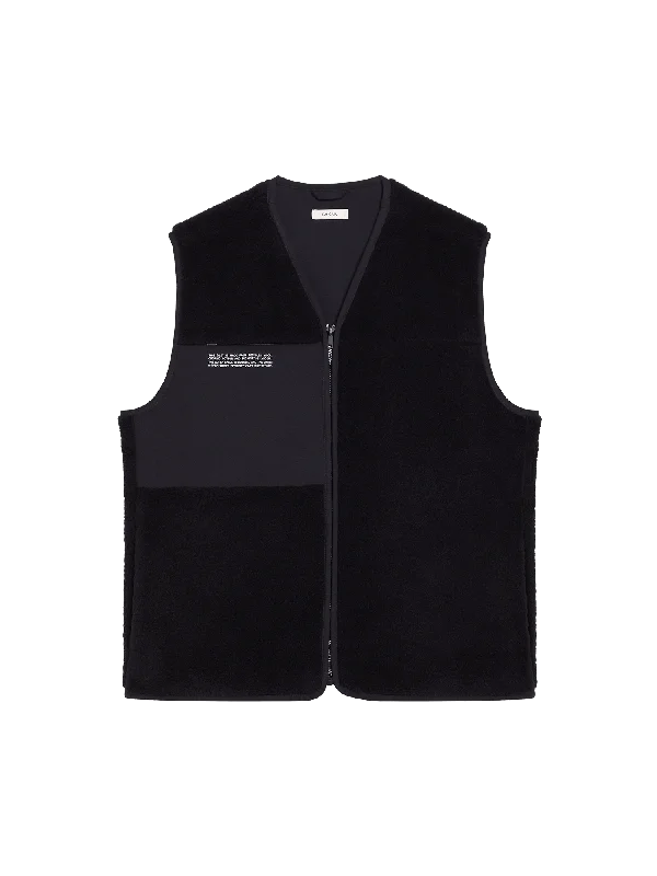 Women's Blouse with Rounded HemWomens Recycled Wool Fleece Gilet—black