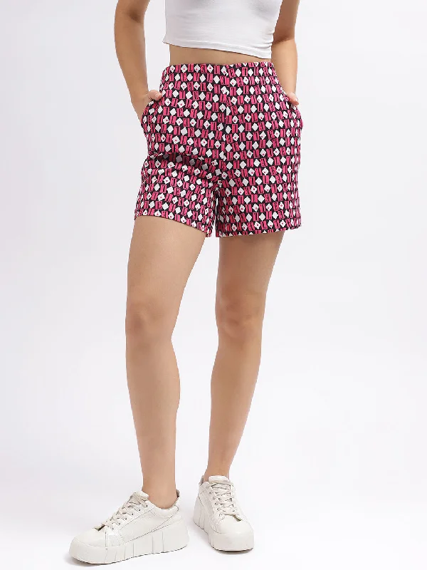 women's pajamas with a relaxed, casual vibeElle Women Fuchsia Printed Relaxed Fit High-Rise Shorts