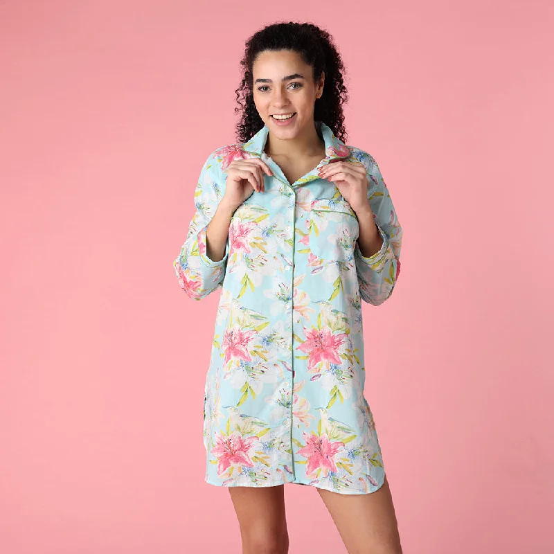 women's pajamas for those who love to dreamRobin Blue Nightshirt