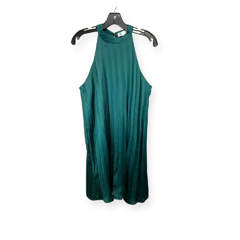 Women's Square-Neck DressesGreen Dress Casual Short She + Sky, Size M