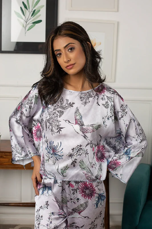 women's pajamas for those who seek ultimate relaxationCo-ord set with Crop top in Floral Satin