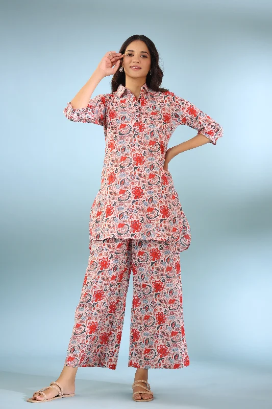 women's pajamas with a sophisticated eleganceSpring Flowers on Cotton Palazzo Loungewear Set